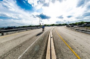 This is an untapped resource for North Austin that could become a destination; in addition to, a path that welcomes foot traffic and cyclists.