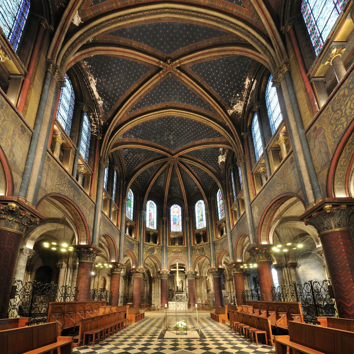 Video: Restoring Paris Oldest Church Informed Infrastructure