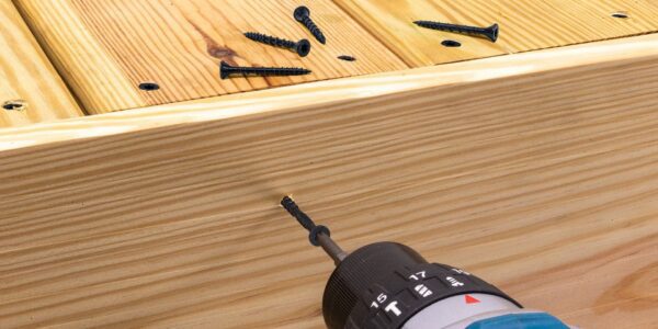 Simpson Strong-Tie Adds Black Coating to Lineup of Deck-Drive™ DSV WOOD ...